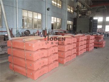 來說說破碎機板錘的維修保養應該怎么進行？